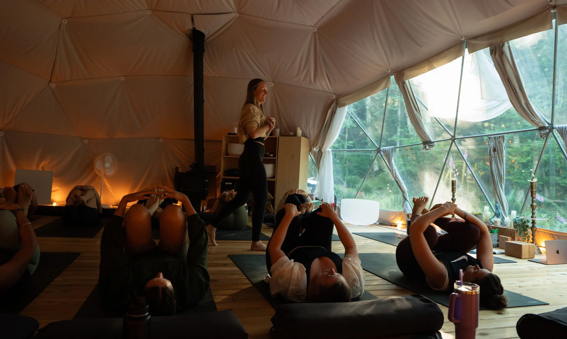 Bowen島でミカエラ・ミリントンとともに進化するリトリート — Nectar Yoga