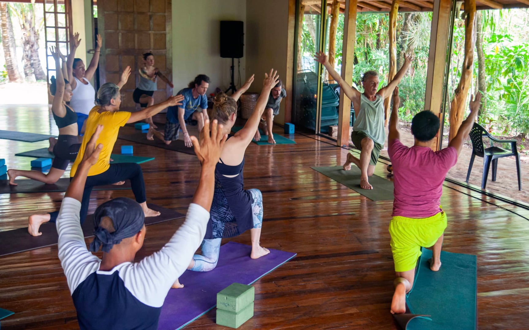シナジェティクス