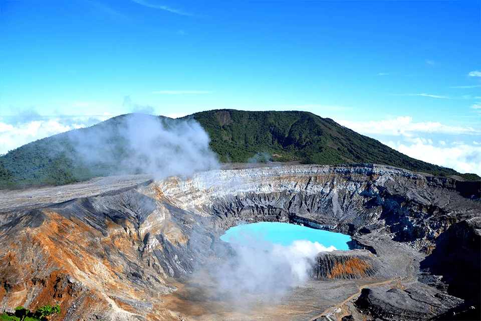 コンボツアー：ポアス火山国立公園 – ドカ・コーヒーツアー – ラパス滝庭園