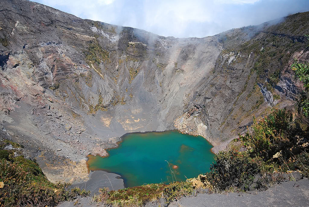 イラズ火山と温泉オロシ・ハシエンダ