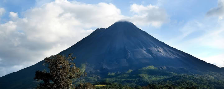 アレナル火山と温泉