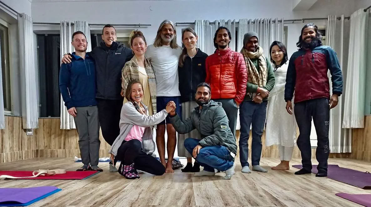 インド・リシケシュでの300時間バクティヨガ指導者養成コース