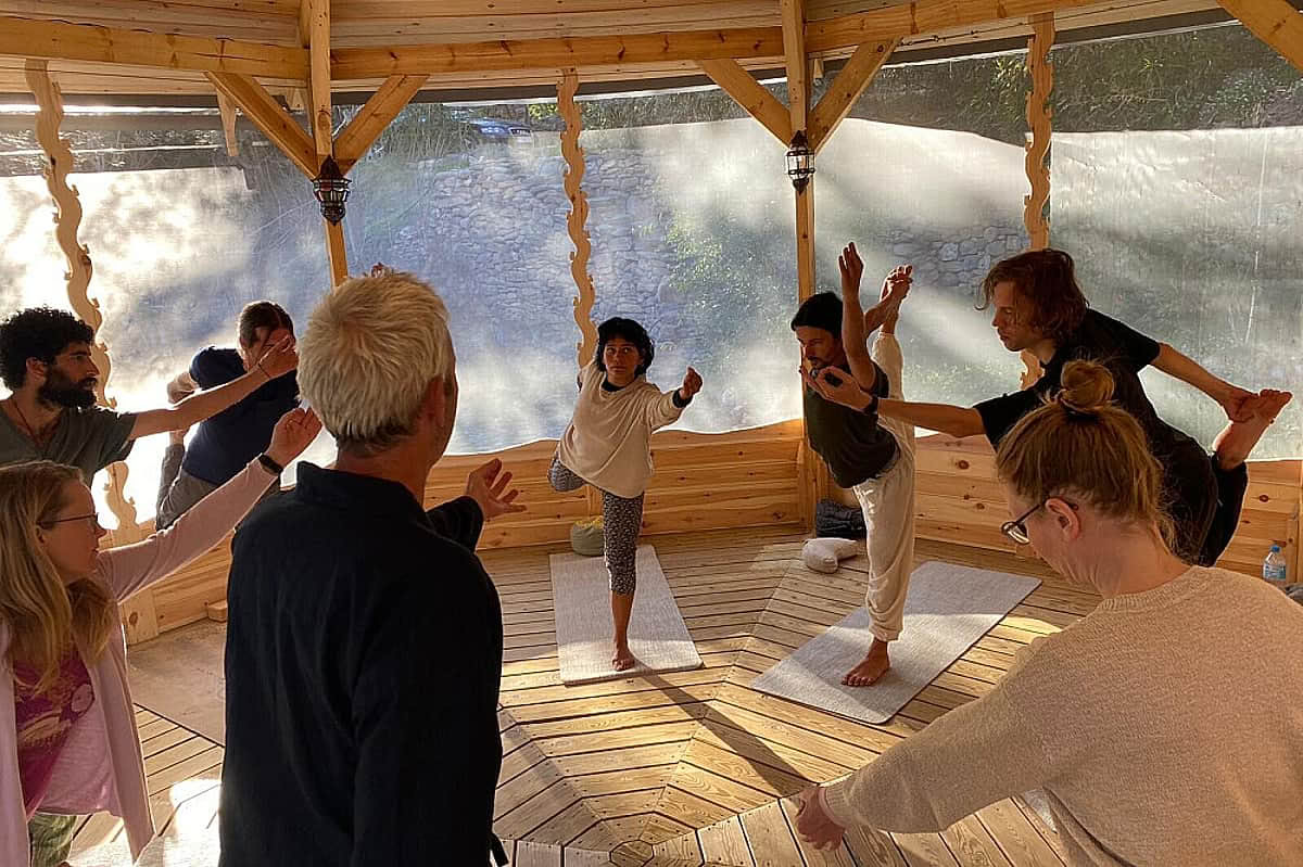 4日間のヨガと創造性：休息のアート
