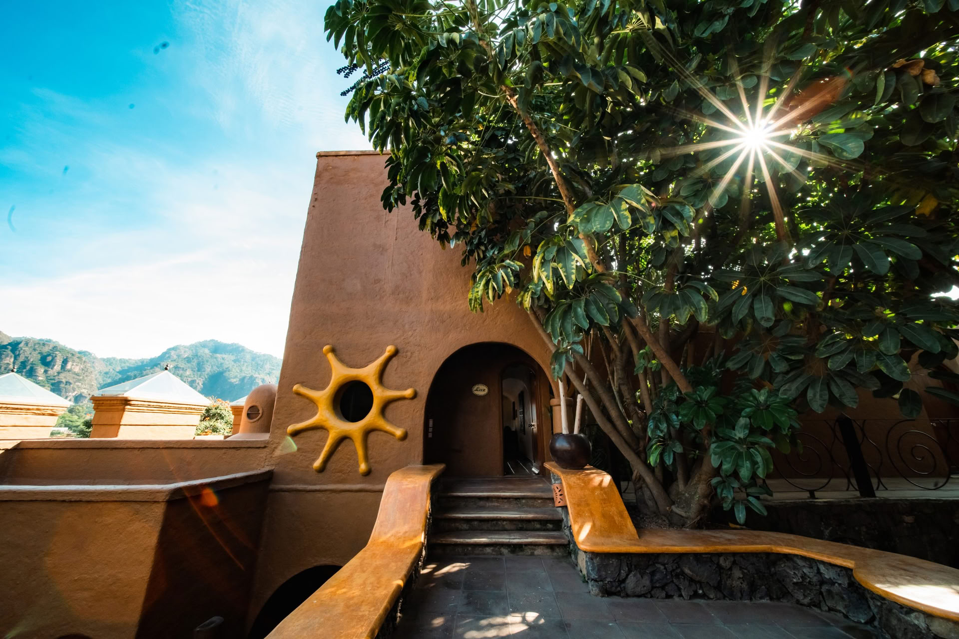 3泊｜Hostal de la Luz