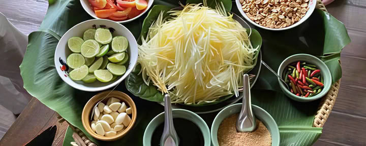 タイの味を楽しむ料理コース