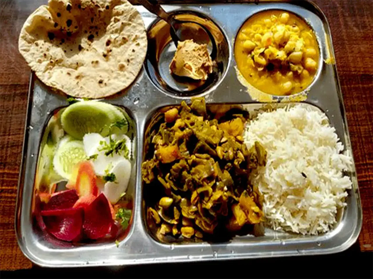 200時間ヨガティーチャートレーニングコース