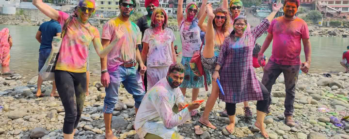 インドでのホーリー祭リトリート