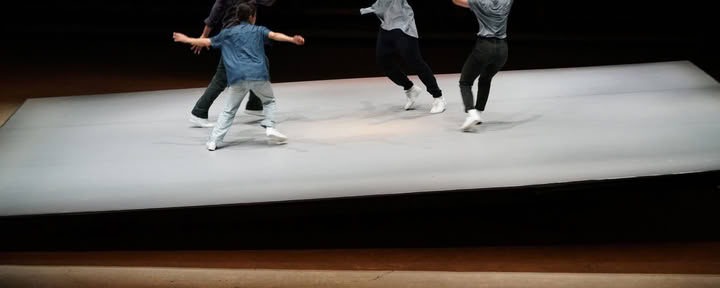 晩夏の集中ダンス即興トレーニング
