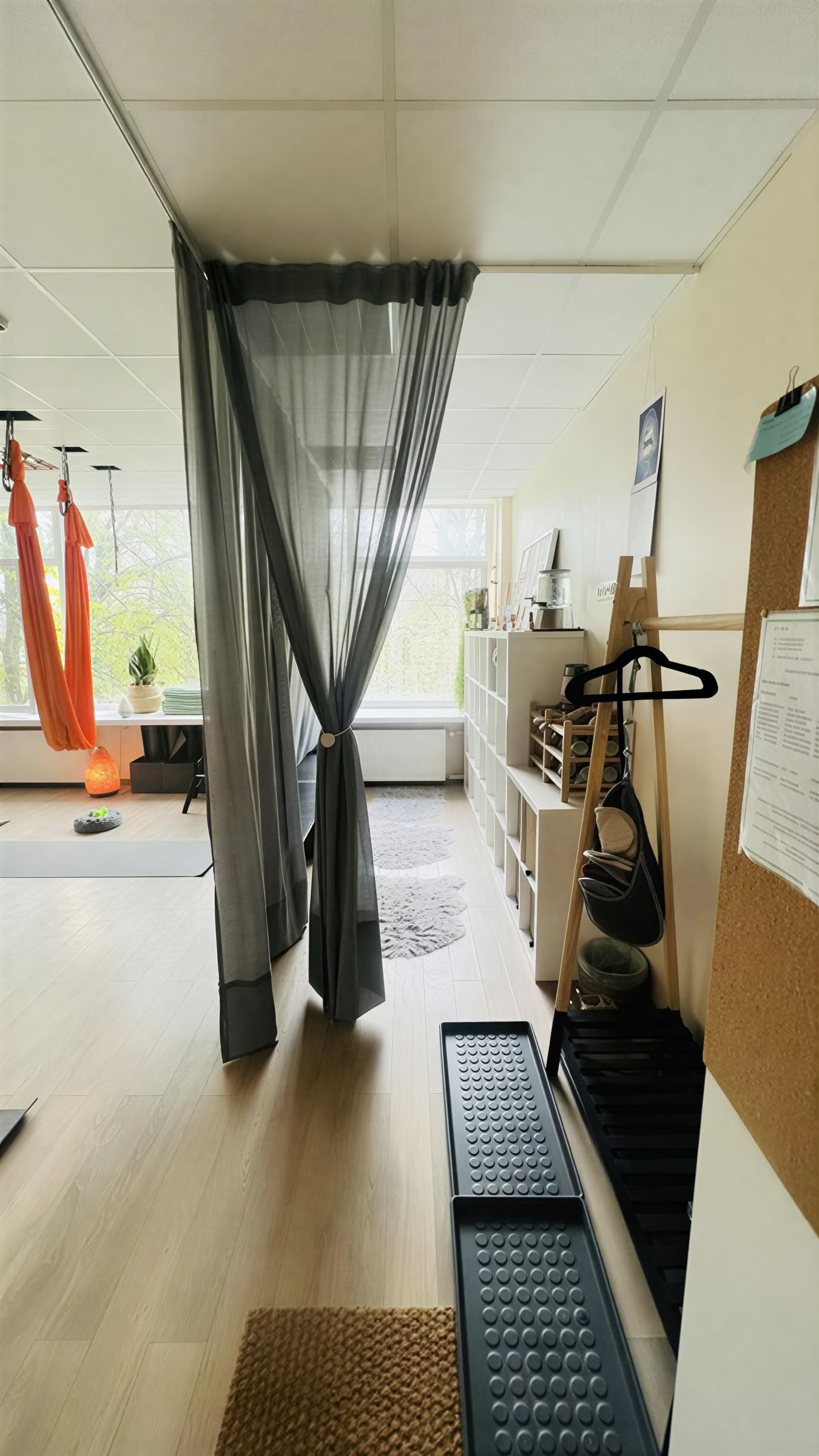 Studio Air Therapy|Oro Yoga Vilnius|Aerial Yoga Lithuania