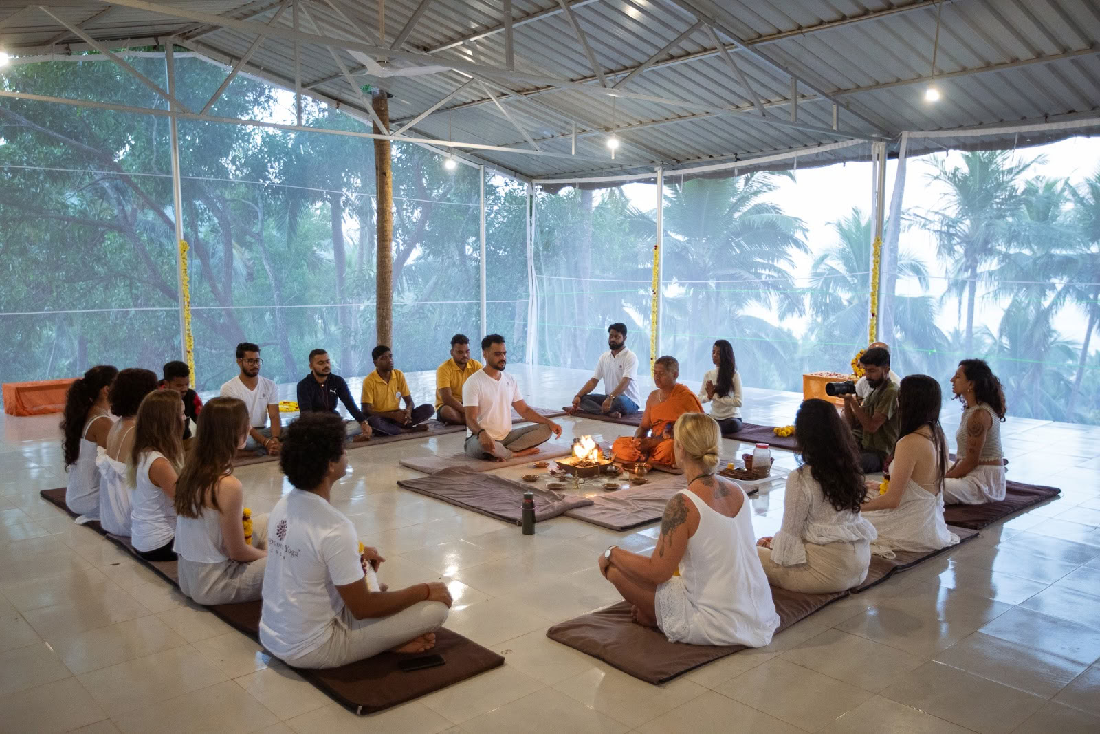 ヨガティーチャートレーニング ゴア - Sampoorna Yoga