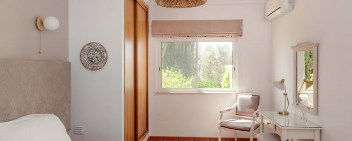 Beliche room