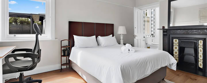 Balcony Suite (Deluxe)