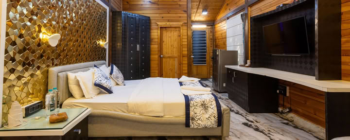 Luxury Private Cottage (Single Occupancy)