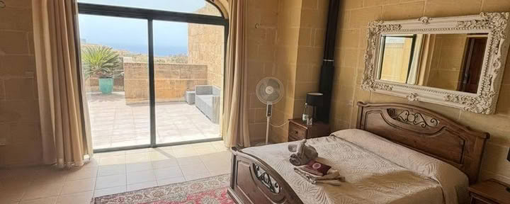 Room No. 4 - Sea View