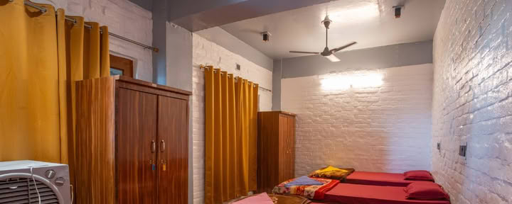 4-People Accommodation