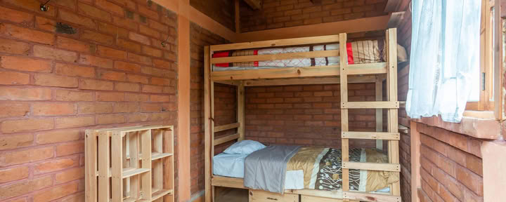 Simple, First Floor Room w/a Shared Terrace and Shared Bathroom