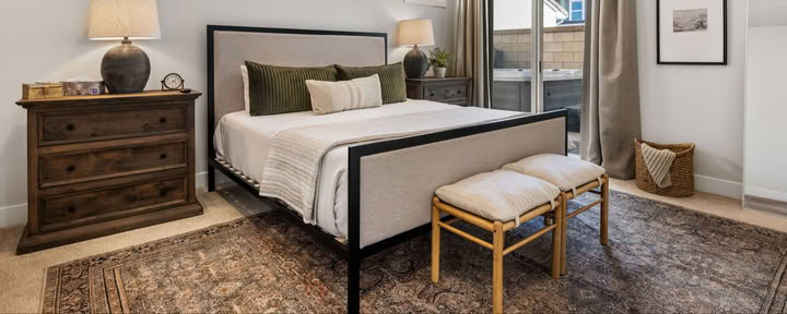 Private Bedroom & Bathroom