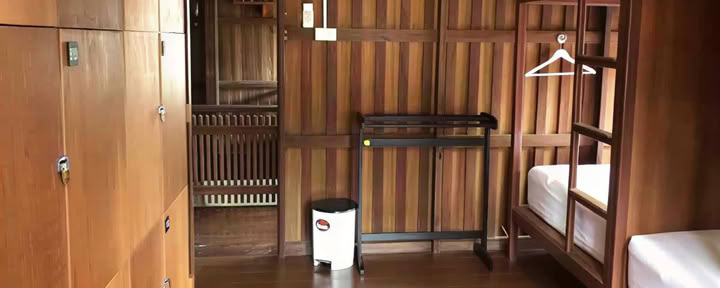Single bed in A/C 6 bedroom hostel