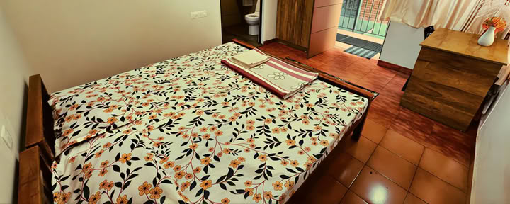 Standard - Single Room Private A/C