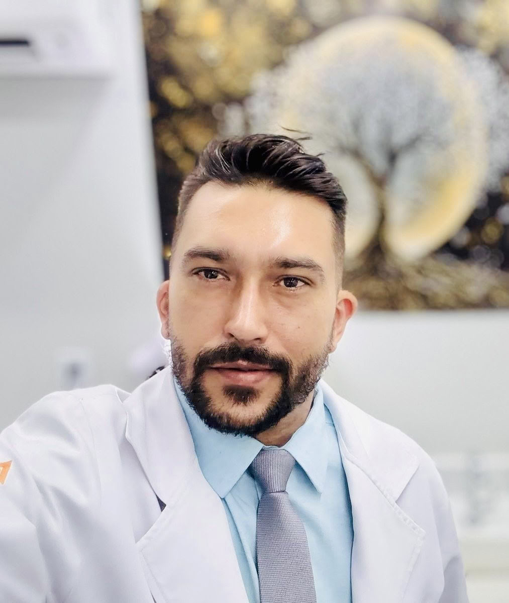 Dr. Rodrigo Figueirado